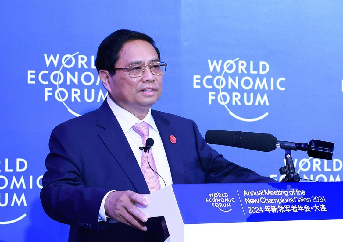 Thủ tướng Phạm Minh Chính đối thoại với lãnh đạo các tập đoàn lớn của WEF