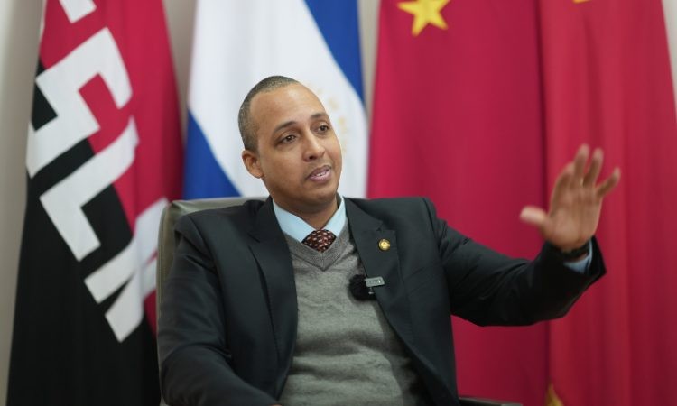 Quốc gia thứ 2 trên thế giới mở quan hệ với Taliban, Mỹ nói 'đáng tiếc' Quốc gia thứ 2 trên thế giới mở quan hệ với Taliban, Mỹ nói 'đáng tiếc'