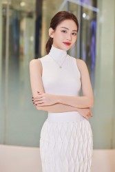 Vẻ trong sáng, trẻ trung của Huỳnh Nguyễn Mai Phương