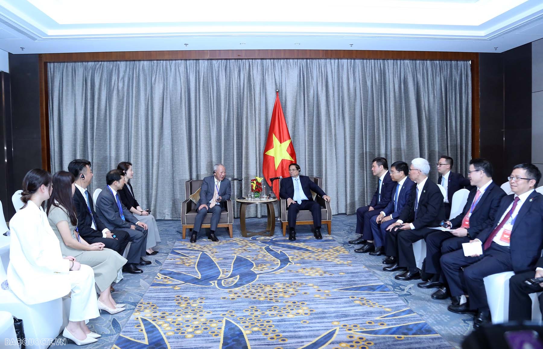 Thủ tướng Chính phủ Phạm Minh Chính tiếp lãnh đạo một số Tập đoàn trong lĩnh vực phát triển hạ tầng, năng lượng, môi trường hàng đầu Trung Quốc. Thủ tướng Chính phủ Phạm Minh Chính tiếp lãnh đạo một số Tập đoàn trong lĩnh vực phát triển hạ tầng, năng lượng, môi trường hàng đầu Trung Quốc.