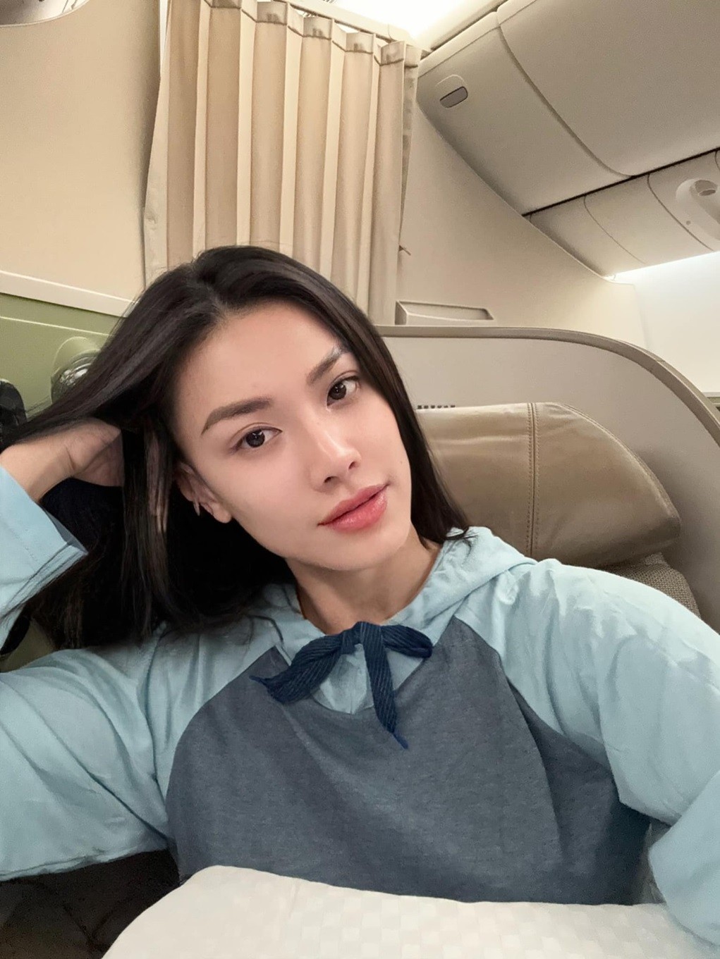 Á hậu Kim Duyên 'đọ sắc' diễn viên Phạm Băng Băng tại Tuần lễ thời trang Paris Á hậu Kim Duyên 'đọ sắc' diễn viên Phạm Băng Băng tại Tuần lễ thời trang Paris