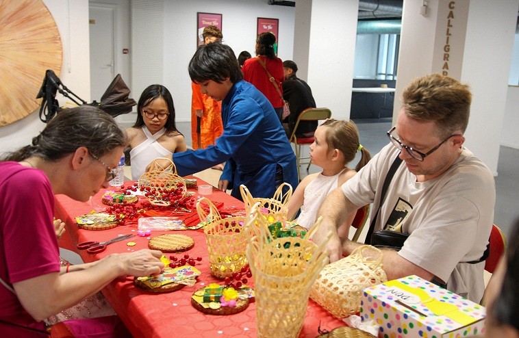 ‘Bonjour Vietnam’ với những sắc màu đặc biệt tại thủ đô Paris