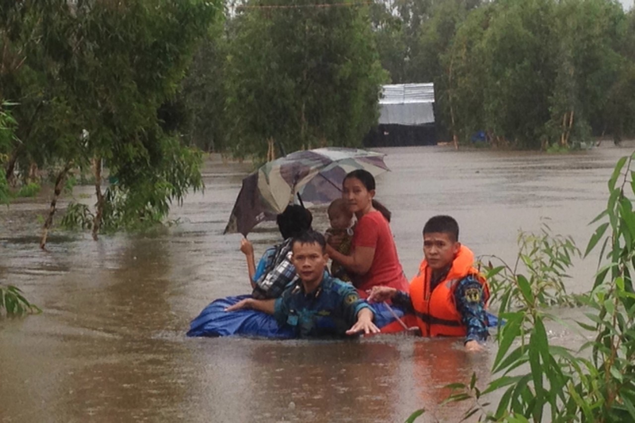 Vùng 5 Hải quân: Thực hiện tốt nhiệm vụ phòng, chống, khắc phục hậu quả thiên tai, tìm kiếm cứu nạn Vùng 5 Hải quân: Thực hiện tốt nhiệm vụ phòng, chống, khắc phục hậu quả thiên tai, tìm kiếm cứu nạn