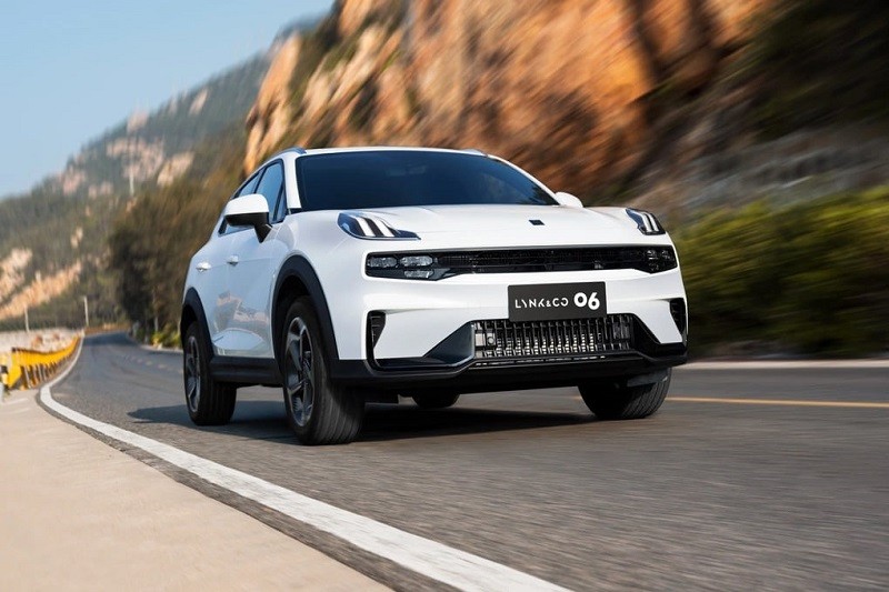 Xe Trung Quốc Lynk & Co 06 chốt giá 729 triệu đồng tại Việt Nam