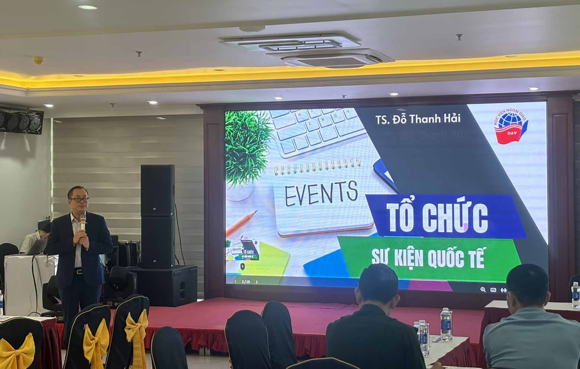 Học viện Ngoại giao tổ chức khóa bồi dưỡng dành cho công chức, viên chức của thành phố Hải Phòng