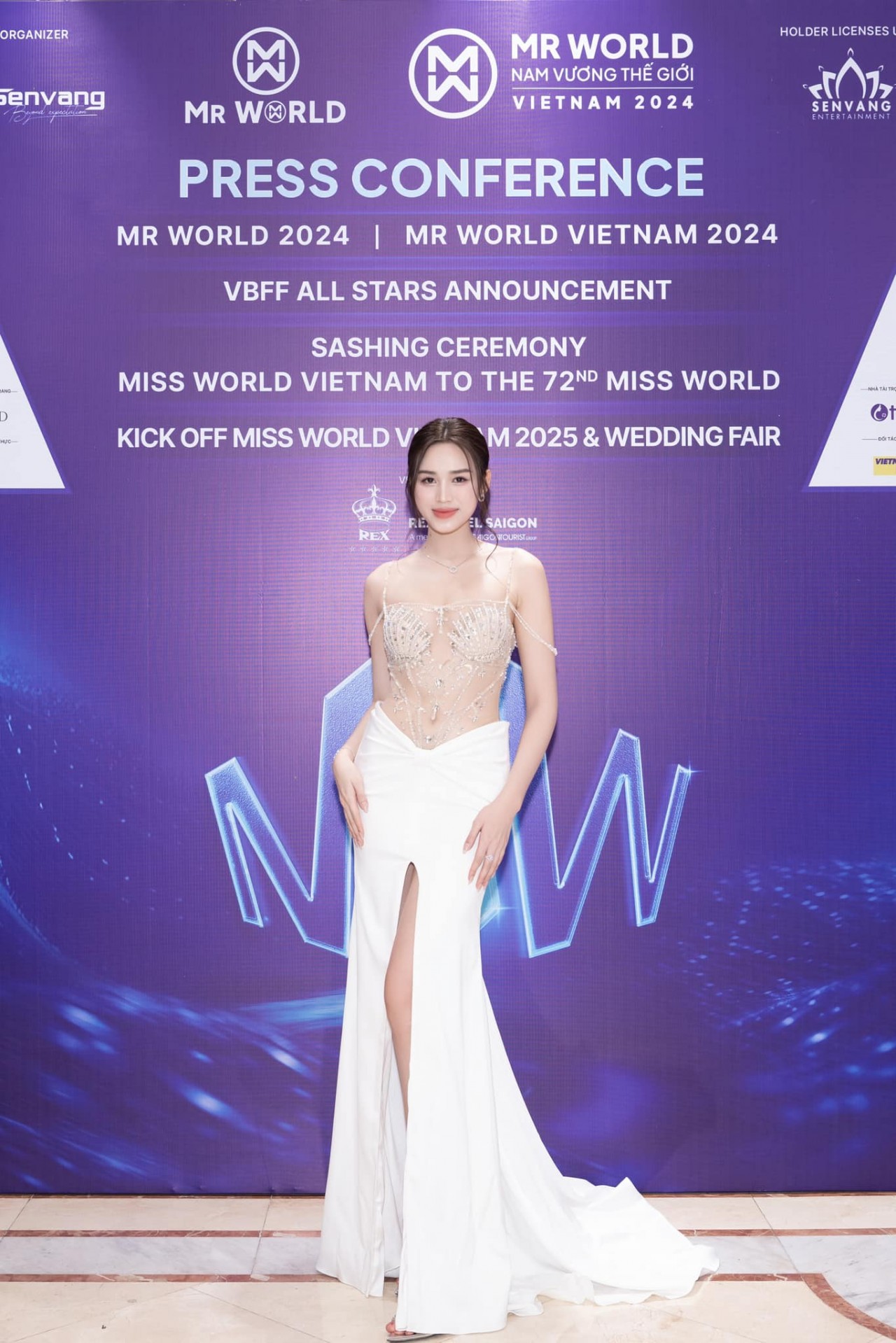 Hoa hậu Đỗ Thị Hà