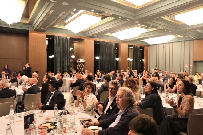 Đại biểu, khách mời tham dự chương trình giới thiệu du lịch Việt Nam. (Nguồn: TTXVN) Đại biểu, khách mời tham dự chương trình giới thiệu du lịch Việt Nam. (Nguồn: TTXVN)