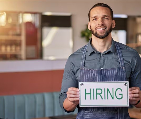 Israel cần 6.400 lao động nước ngoài trong lĩnh vực dịch vụ, bán hàng trong năm 2025 Israel cần 6.400 lao động nước ngoài trong lĩnh vực dịch vụ, bán hàng trong năm 2025