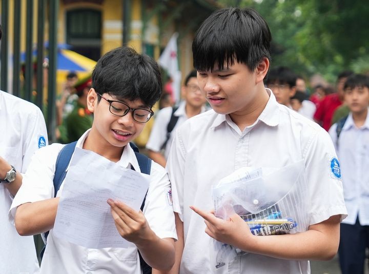 Hôm nay, Hà Nội họp xét điểm chuẩn lớp 10 Hôm nay, Hà Nội họp xét điểm chuẩn lớp 10