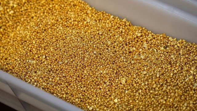 Giá vàng hôm nay 2/7/2024: Giá vàng thận trọng trước tín hiệu từ nền kinh tế số 1 thế giới, vàng nhẫn tăng, tiến sát SJC