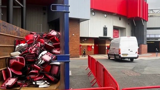 MU chính thức tu sửa sân Old Trafford