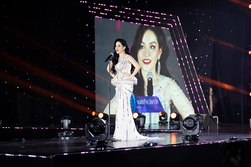 Á hậu Nguyễn Cẩm Vân: Tôi muốn hoàn thiện bản thân hơn và lan toả những giá trị tốt đẹp