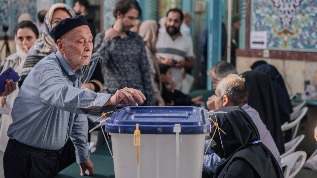 Điểm tin thế giới sáng 4/7: Hàn Quốc tích hợp AI trong quốc phòng, Trung Quốc và Lào chuẩn bị tập trận chung, nổ bom ở Pakistan