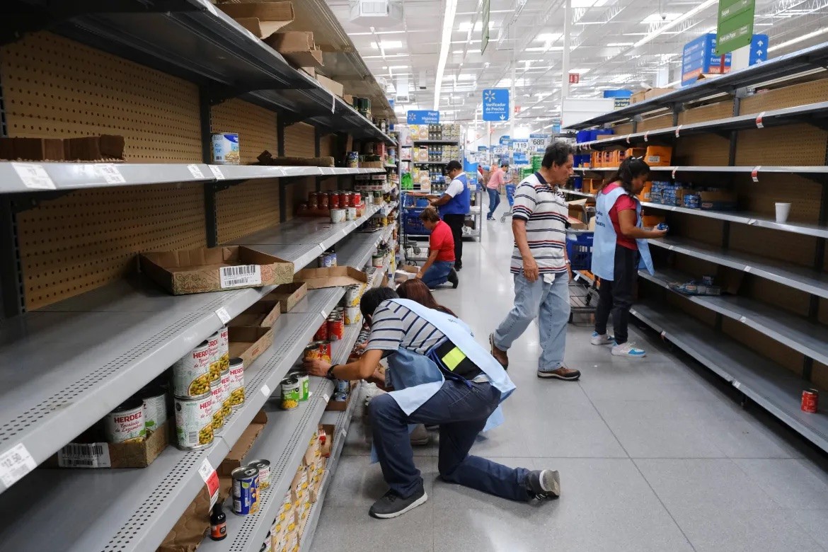 Đống đổ nát như ‘ngày tận thế’ sau khi siêu bão Beryl càn quét qua vùng Caribbean