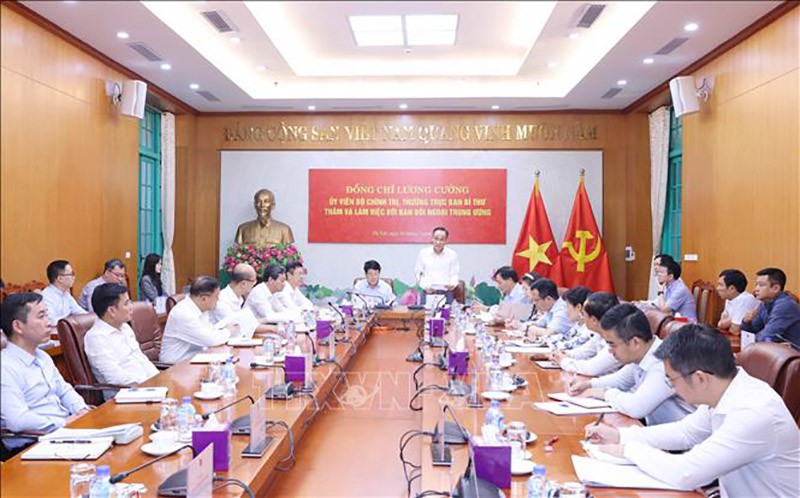 Thường trực Ban Bí thư Lương Cường làm việc với Ban Đối ngoại Trung ương