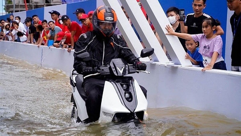 5 sai lầm nghiêm trọng khi sử dụng xe máy điện vào mùa mưa