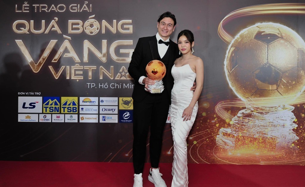 Thủ môn Đặng Văn Lâm sắp cưới Thủ môn Đặng Văn Lâm sắp cưới