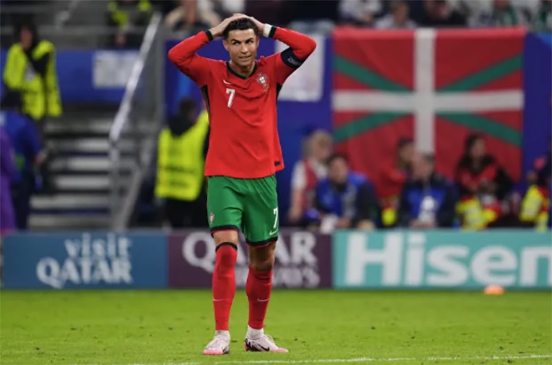 Ronaldo không ghi bàn ở EURO 2024. Ronaldo không ghi bàn ở EURO 2024.