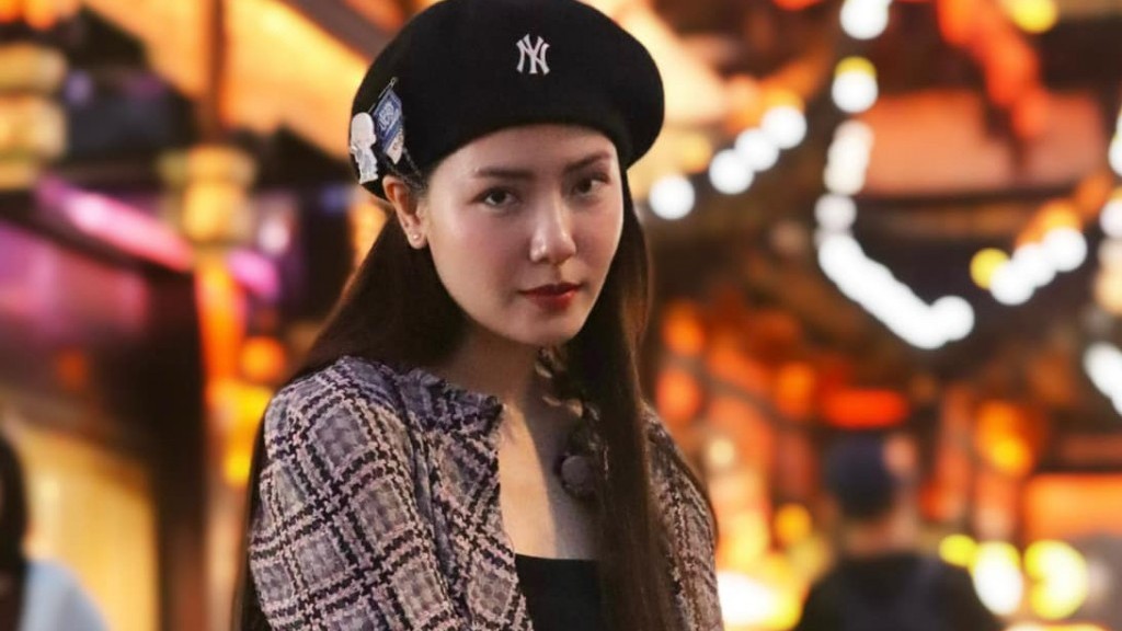 Sao Việt: Hồng Diễm nhan sắc mặn mà, Phương Linh xinh đẹp xuống phố