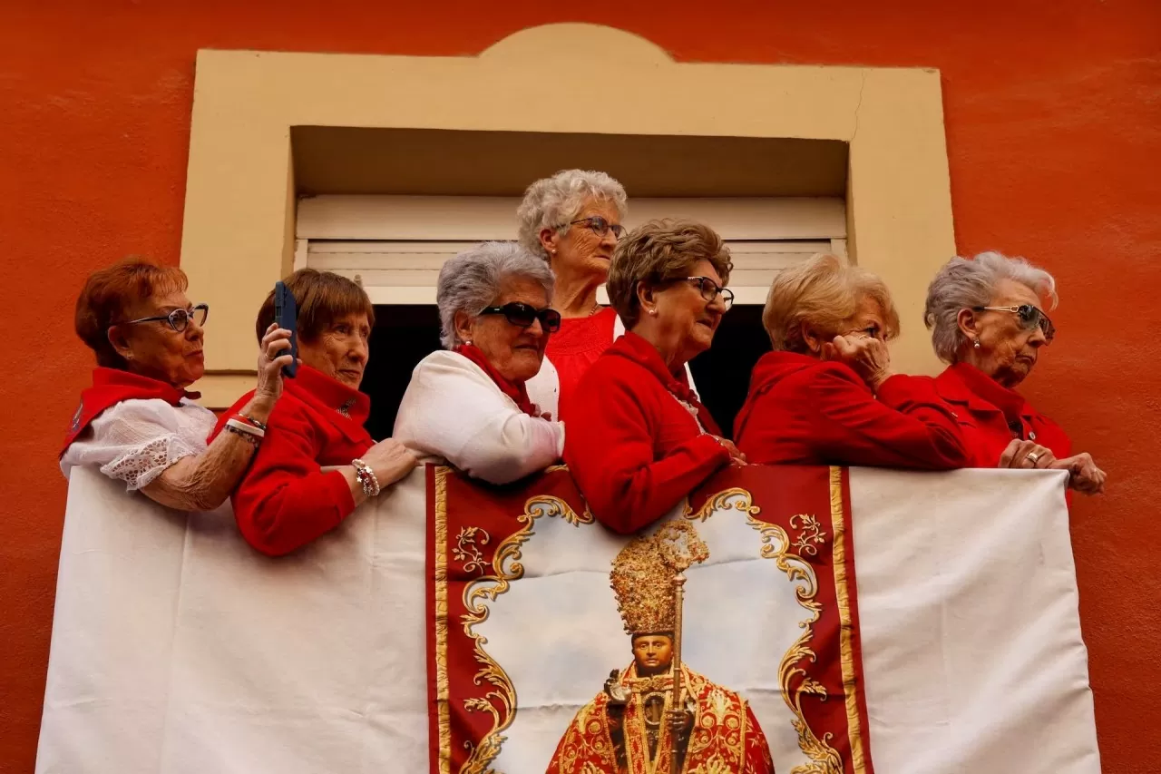 Không khí náo nhiệt không kém phần nguy hiểm tại lễ hội đua bò tót ở Tây Ban Nha Không khí náo nhiệt không kém phần nguy hiểm tại lễ hội đua bò tót ở Tây Ban Nha