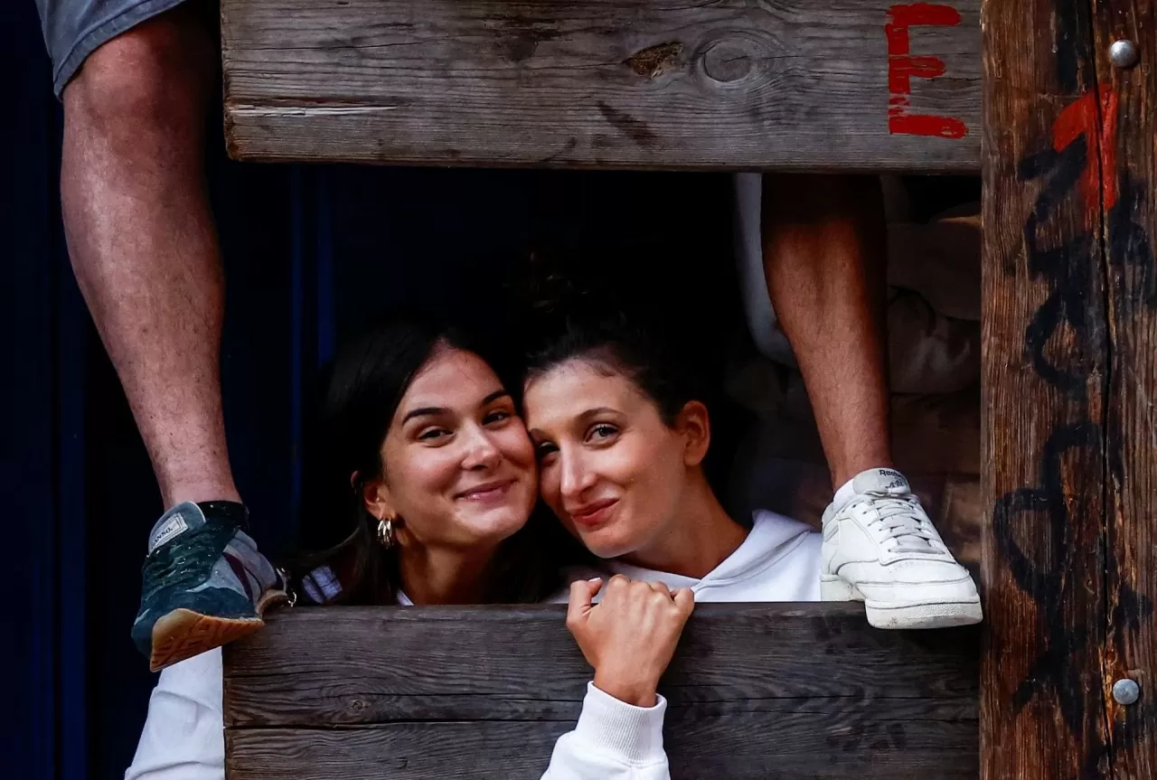 Không khí náo nhiệt không kém phần nguy hiểm tại lễ hội đua bò tót ở Tây Ban Nha Không khí náo nhiệt không kém phần nguy hiểm tại lễ hội đua bò tót ở Tây Ban Nha