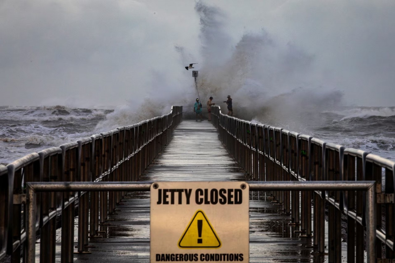 Mỹ: Bang Texas tan hoang sau siêu bão Beryl