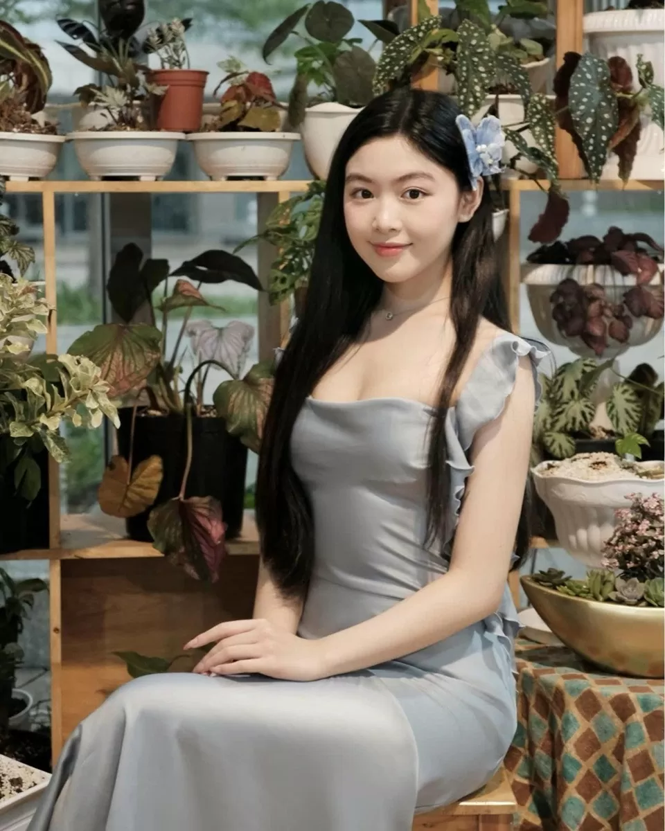 Con gái Lọ Lem nhà MC Quyền Linh Con gái Lọ Lem nhà MC Quyền Linh