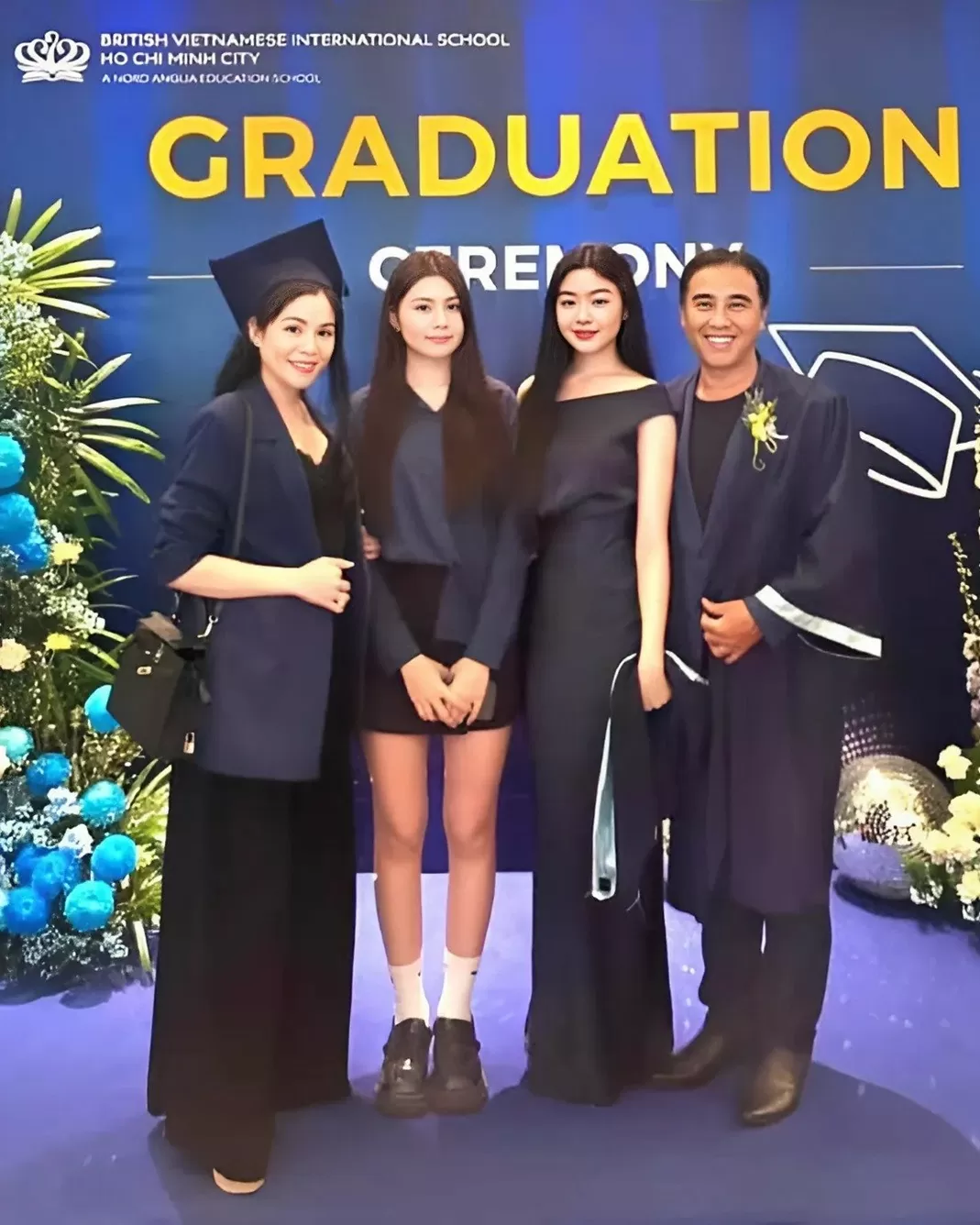 Con gái Lọ Lem nhà MC Quyền Linh Con gái Lọ Lem nhà MC Quyền Linh