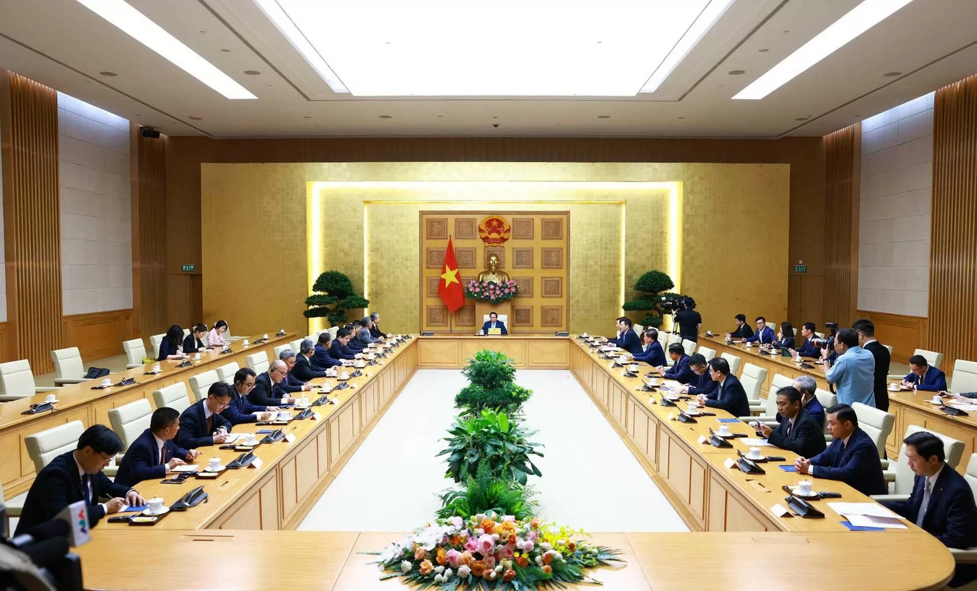 Thủ tướng Phạm Minh Chính tiếp Đại sứ Trung Quốc chào từ biệt, kết thúc nhiệm kỳ công tác tại Việt Nam Thủ tướng Phạm Minh Chính tiếp Đại sứ Trung Quốc chào từ biệt, kết thúc nhiệm kỳ công tác tại Việt Nam