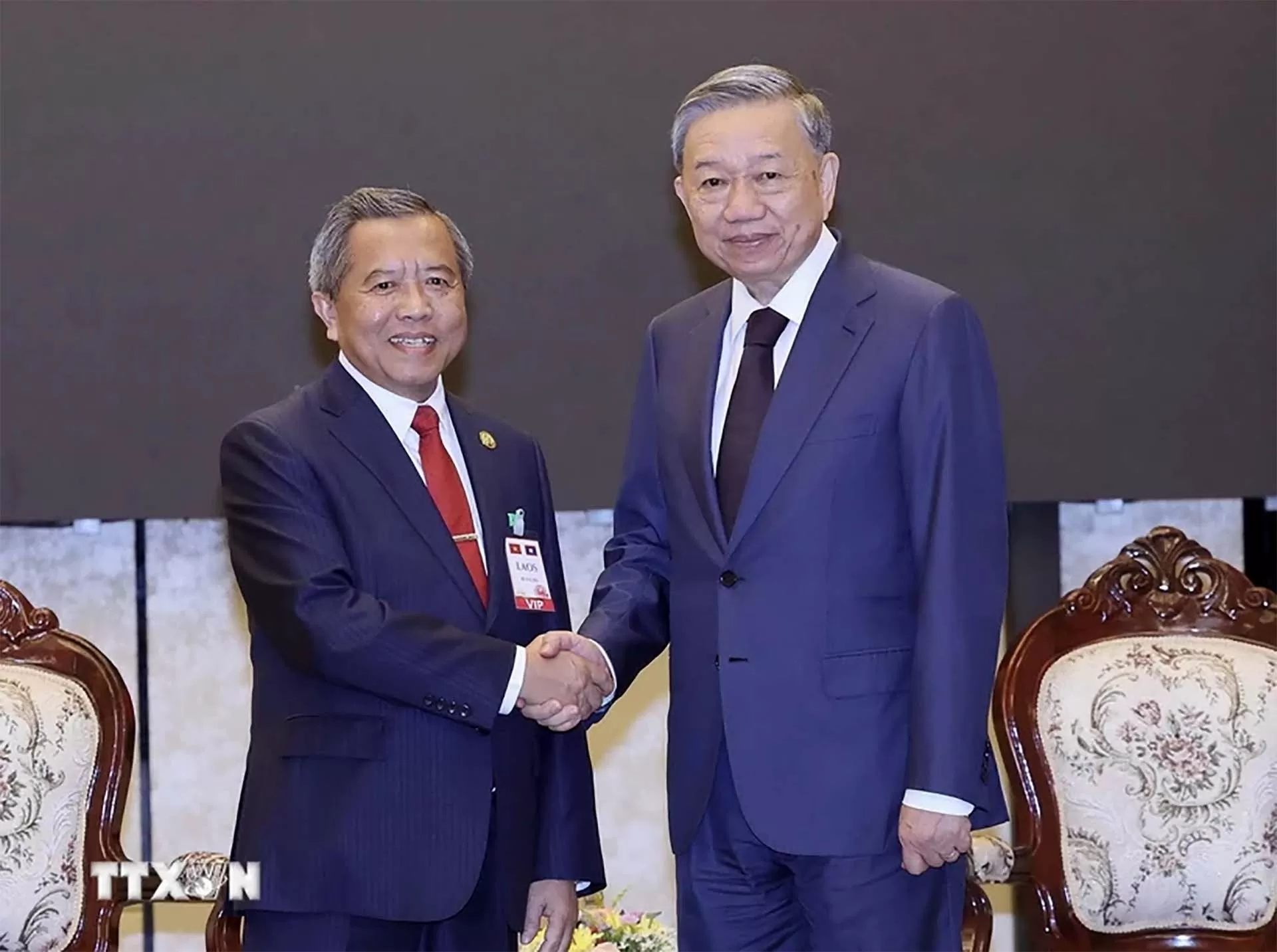 Đẩy mạnh tuyên truyền trong các tầng lớp nhân dân về truyền thống lịch sử của quan hệ đặc biệt Việt Nam-Lào Đẩy mạnh tuyên truyền trong các tầng lớp nhân dân về truyền thống lịch sử của quan hệ đặc biệt Việt Nam-Lào