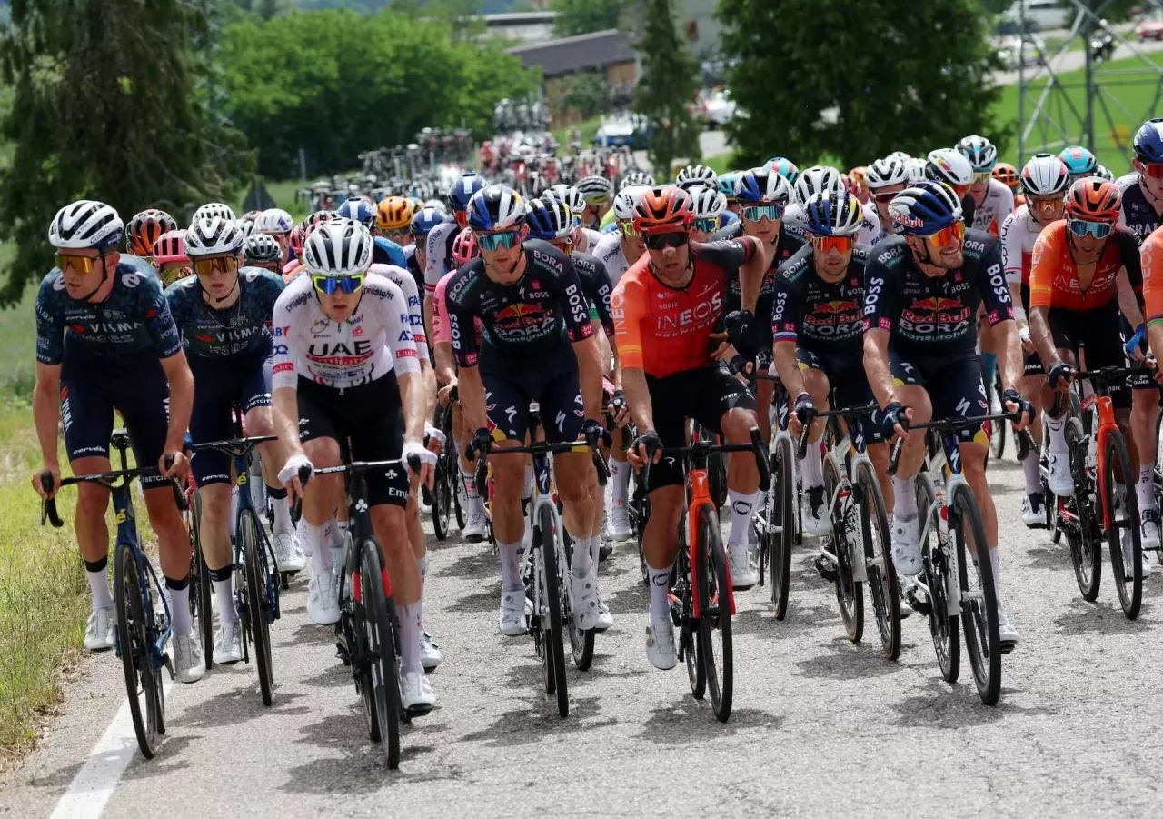 Những khung hình ấn tượng của giải đua xe đạp Tour de France Những khung hình ấn tượng của giải đua xe đạp Tour de France