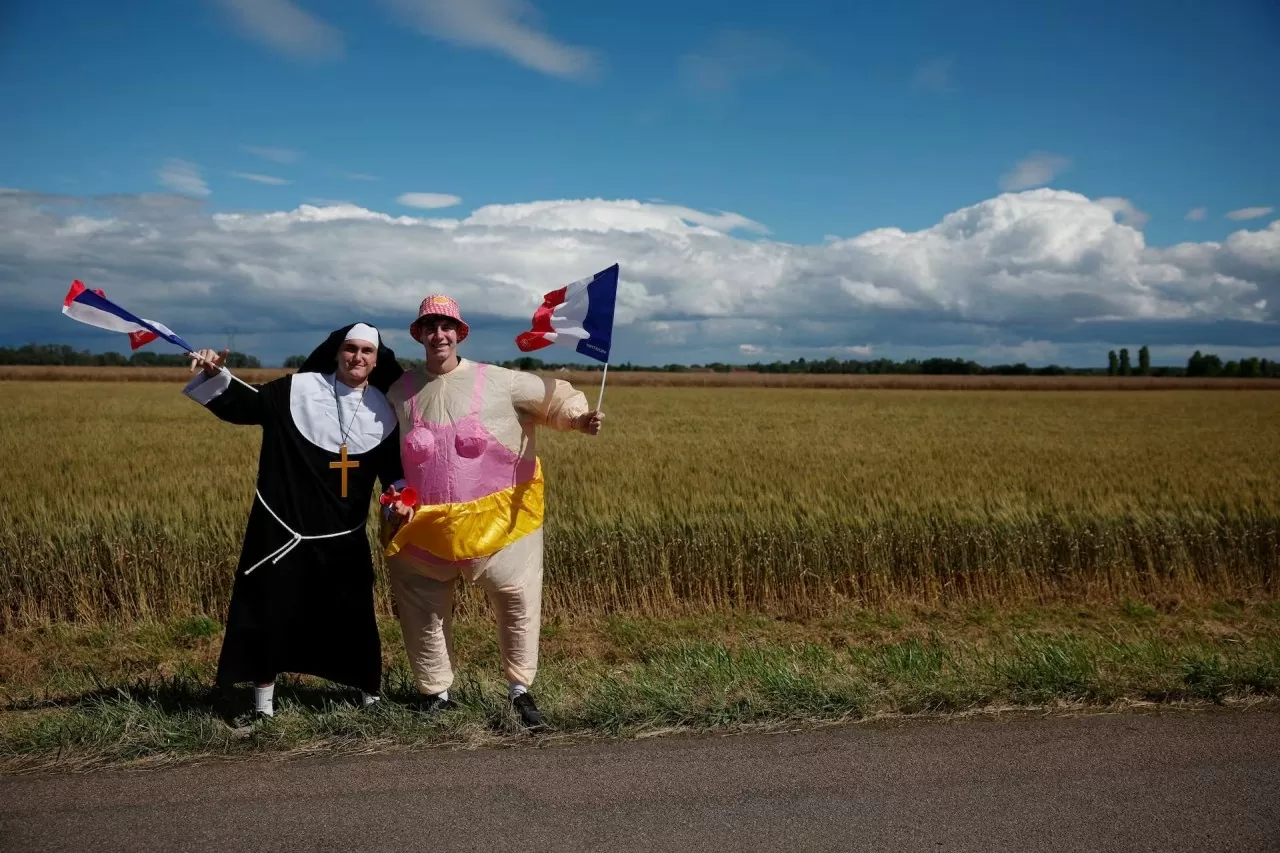 Những khung hình ấn tượng của giải đua xe đạp Tour de France Những khung hình ấn tượng của giải đua xe đạp Tour de France