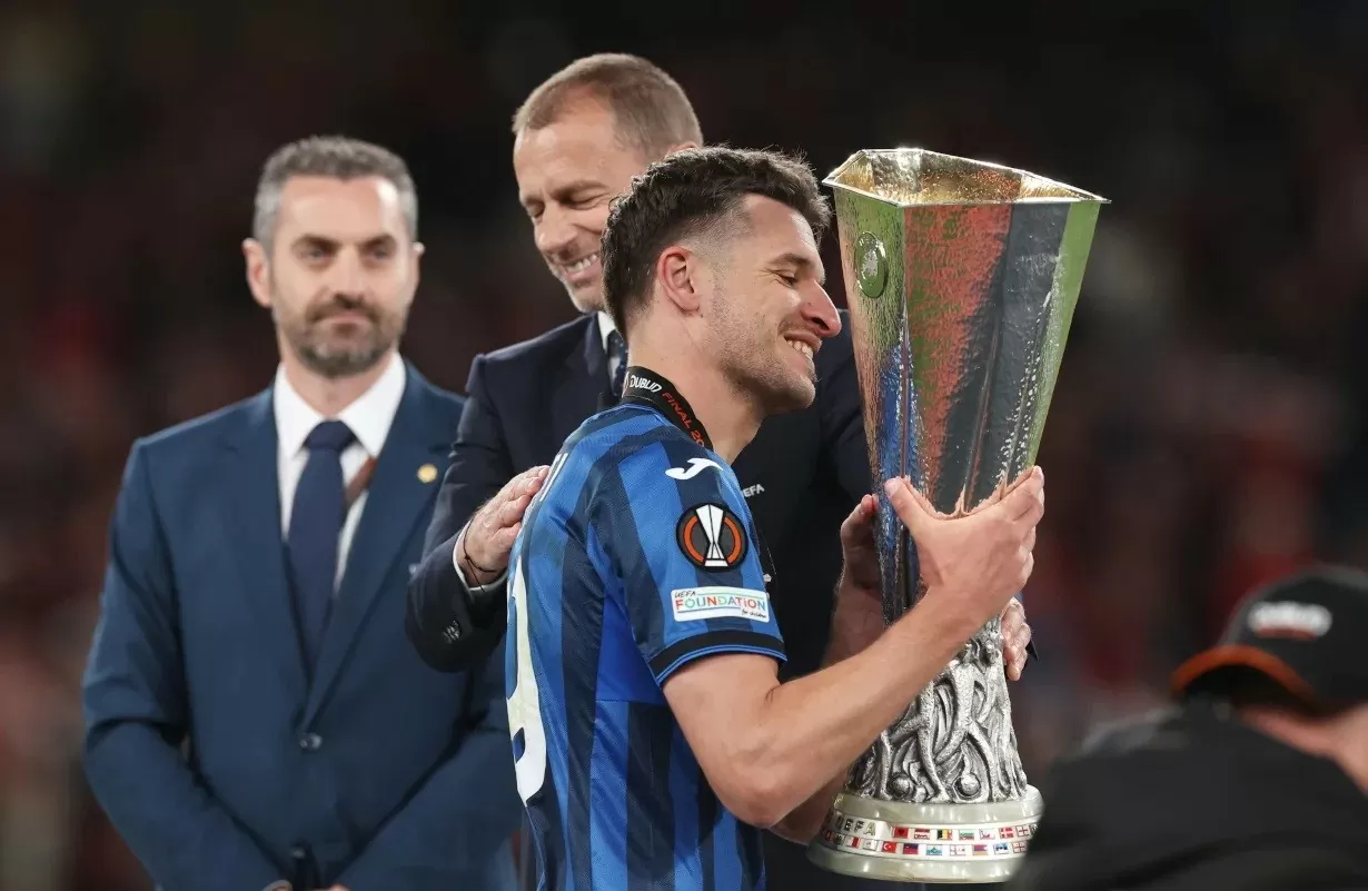 UEFA, FIFA cảnh báo loại Italy và thu hồi quyền đăng cai EURO 2032. (Nguồn: Football Italy) UEFA, FIFA cảnh báo loại Italy và thu hồi quyền đăng cai EURO 2032. (Nguồn: Football Italy)