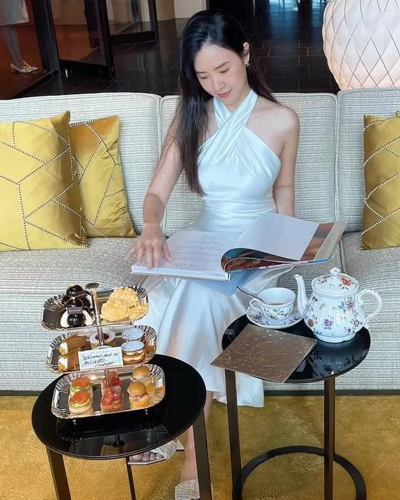 Sau đám cưới, Midu yêu thích những mẫu đầm tôn vai gầy, dáng mảnh mai Sau đám cưới, Midu yêu thích những mẫu đầm tôn vai gầy, dáng mảnh mai