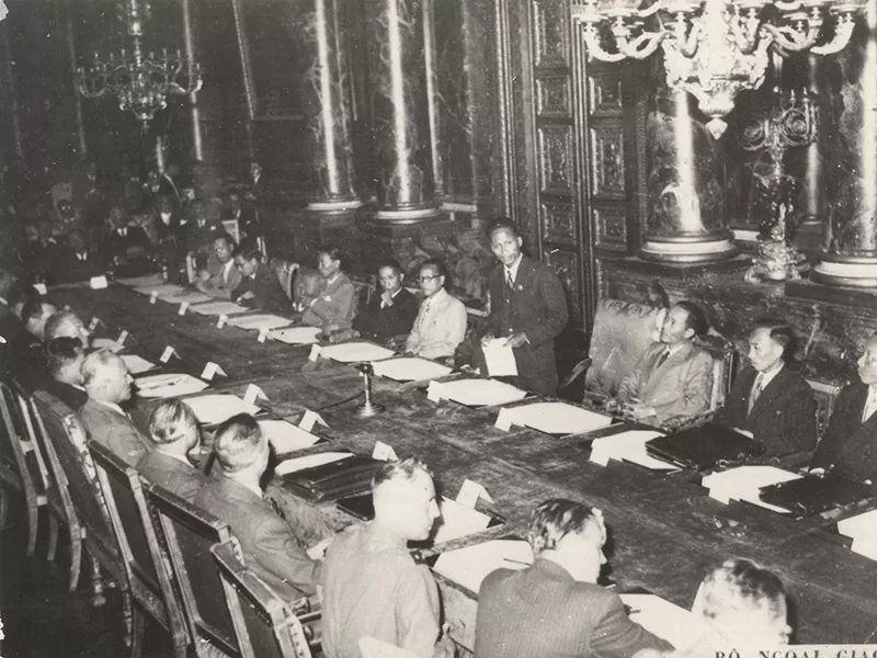 Triển làm hiện định Geneva về đình chỉ chiến sự ở Việt Nam và mốc son lịch sử của nền ngoại giao cách mạng Việt Nam Triển lãm Hiệp định Geneva về đình chỉ chiến sự ở Việt Nam - Mốc son lịch sử của nền ngoại giao cách mạng Việt Nam