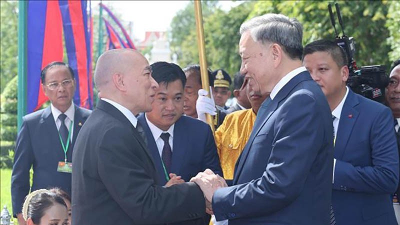 Chuyến thăm cấp Nhà nước 'hiếm hoi' của Quốc vương Campuchia thể hiện tình cảm đặc biệt với Việt Nam