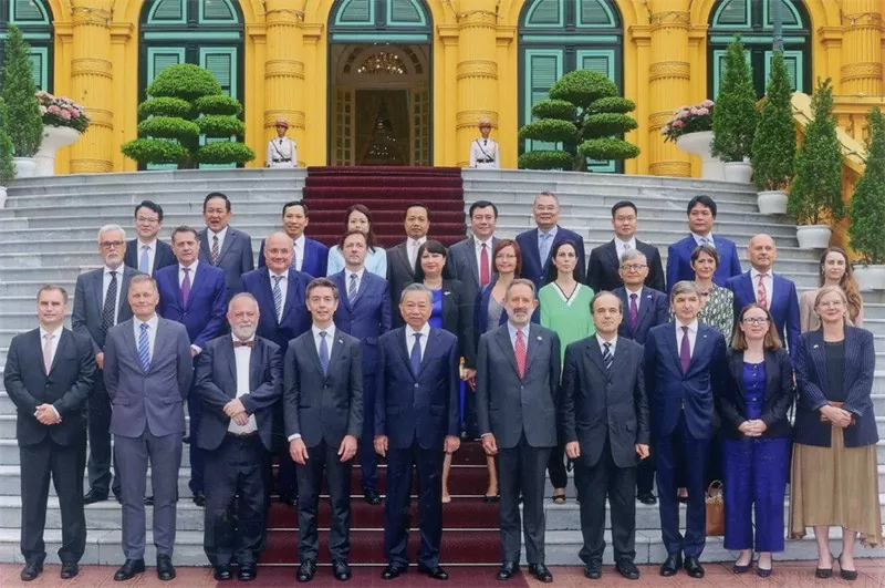 Triển lãm Hiệp định Geneva về đình chỉ chiến sự ở Việt Nam - Mốc son lịch sử của nền ngoại giao cách mạng Việt Nam Triển lãm Hiệp định Geneva về đình chỉ chiến sự ở Việt Nam Mốc son lịch sử của nền ngoại giao cách mạng Việt Nam