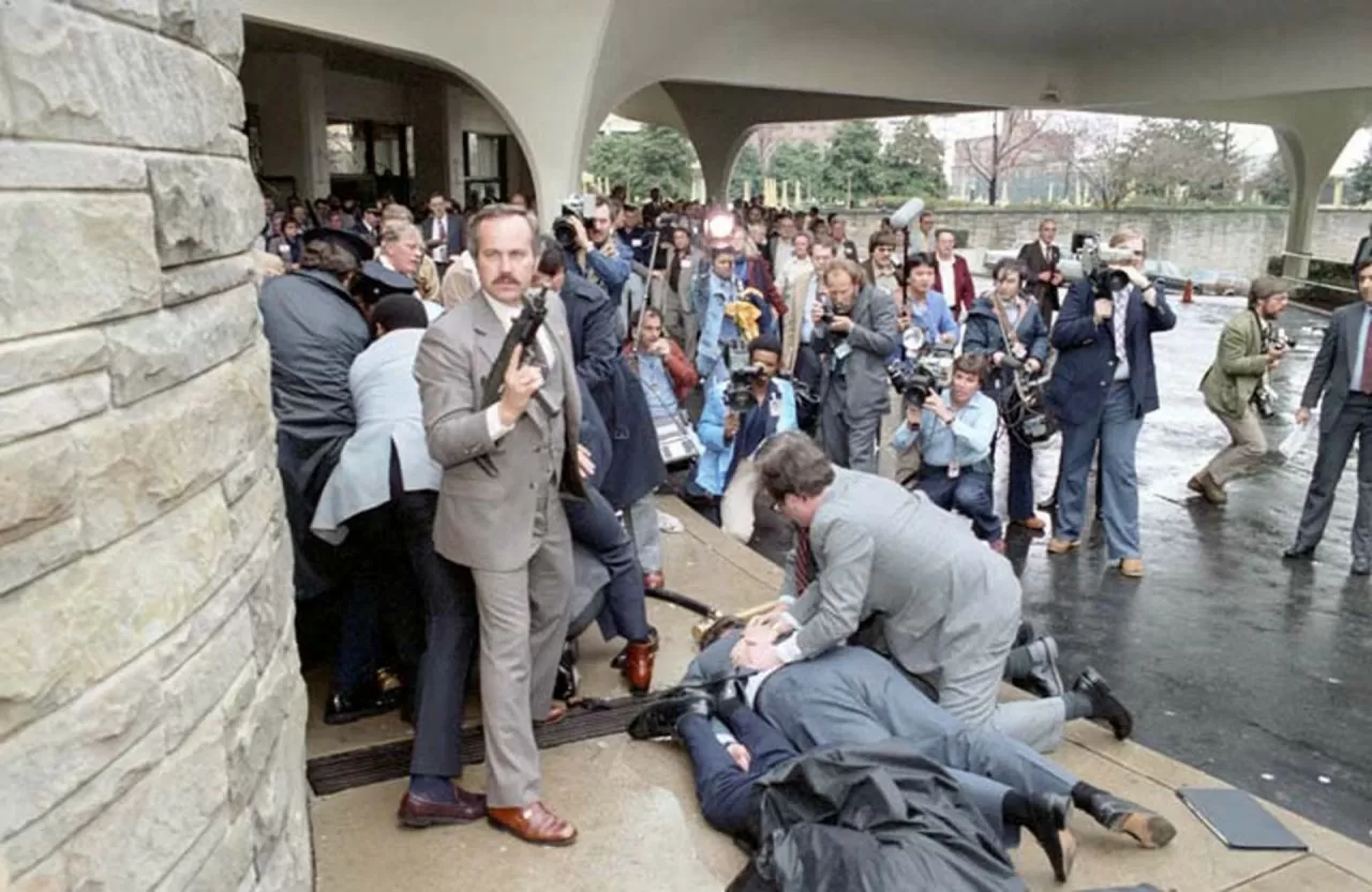 Cách các mật vụ bảo vệ Tổng thống Mỹ Cách các mật vụ bảo vệ Tổng thống Mỹ