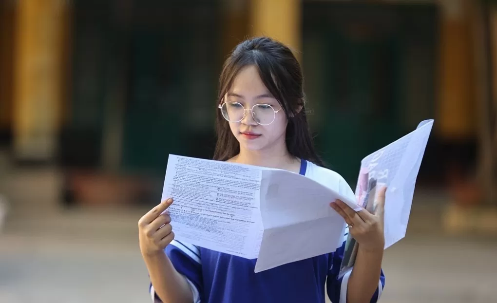 Công bố điểm thi tốt nghiệp THPT 2024 Công bố điểm thi tốt nghiệp THPT 2024