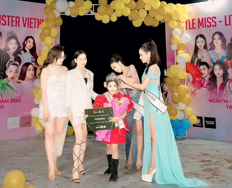 Hoa hậu nhí Minh Châu sẽ là đại diện của Việt Nam tham dự Little Miss World 2024. Hoa hậu nhí Minh Châu sẽ là đại diện của Việt Nam tham dự Little Miss World 2024.