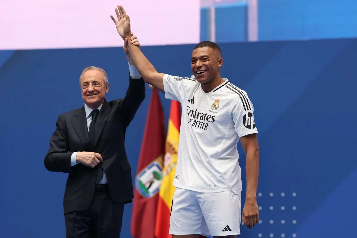 Vì Mbappe, Real Madrid phải chi vượt ngưỡng 250 triệu Euro Vì Mbappe, Real Madrid phải chi vượt ngưỡng 250 triệu Euro