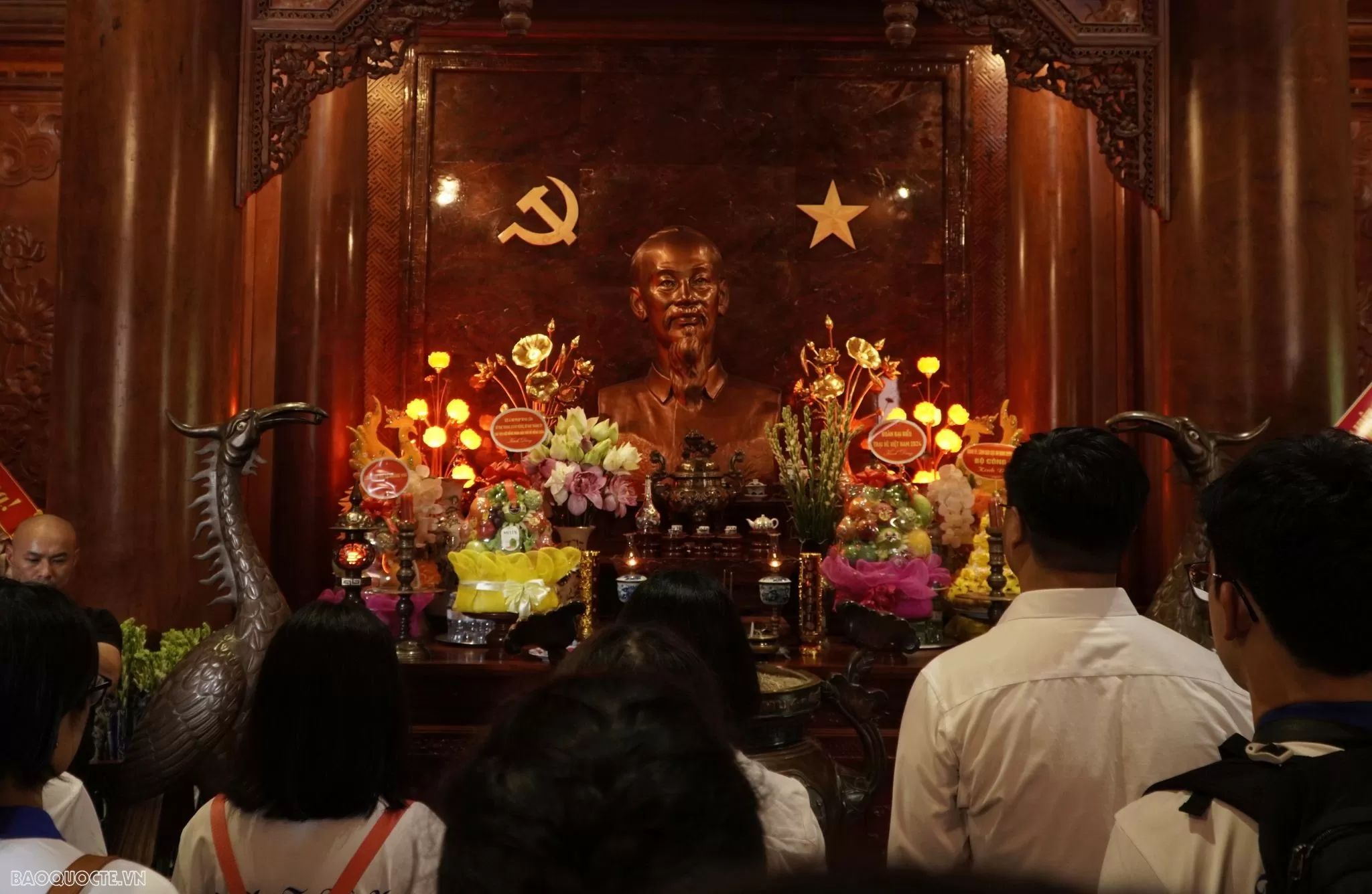 Trại hè Việt Nam 2024: Kiều bào trẻ tham quan nơi lưu giữ những kỷ vật đặc biệt về Chủ tịch Hồ Chí Minh Trại hè Việt Nam 2024: Kiều bào trẻ tham quan nơi lưu giữ những kỷ vật đặc biệt về Chủ tịch Hồ Chí Minh