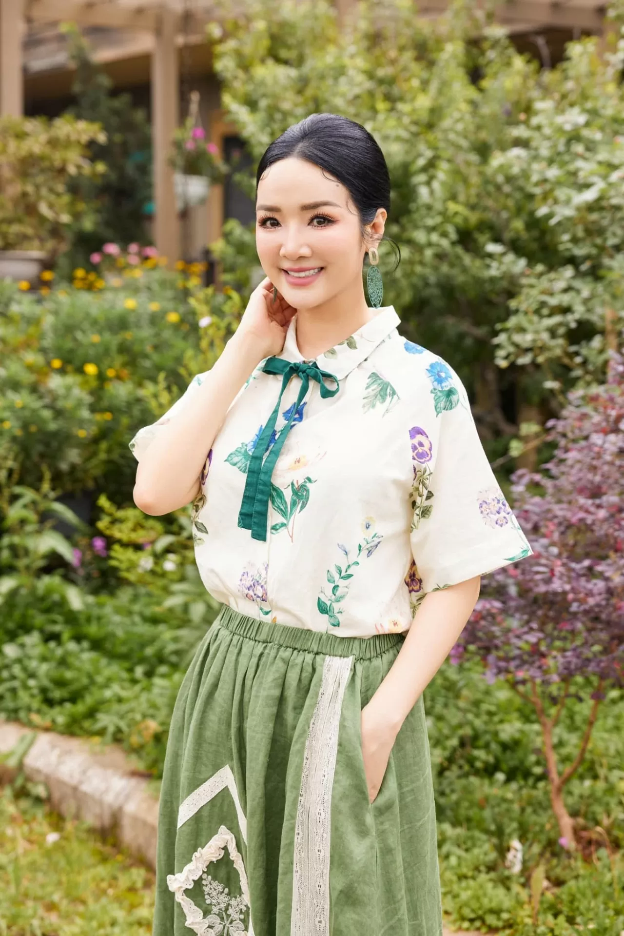 Hoa hậu Đền Hùng Giáng My dịu dàng Hoa hậu Đền Hùng Giáng My dịu dàng