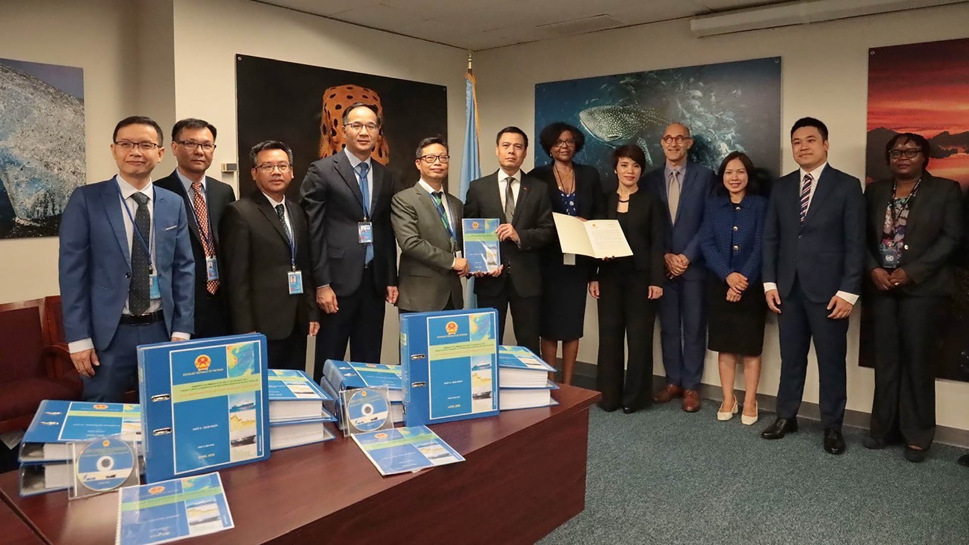 Thềm lục địa mở rộng ngoài 200 hải lý: Quy định và thực tiễn