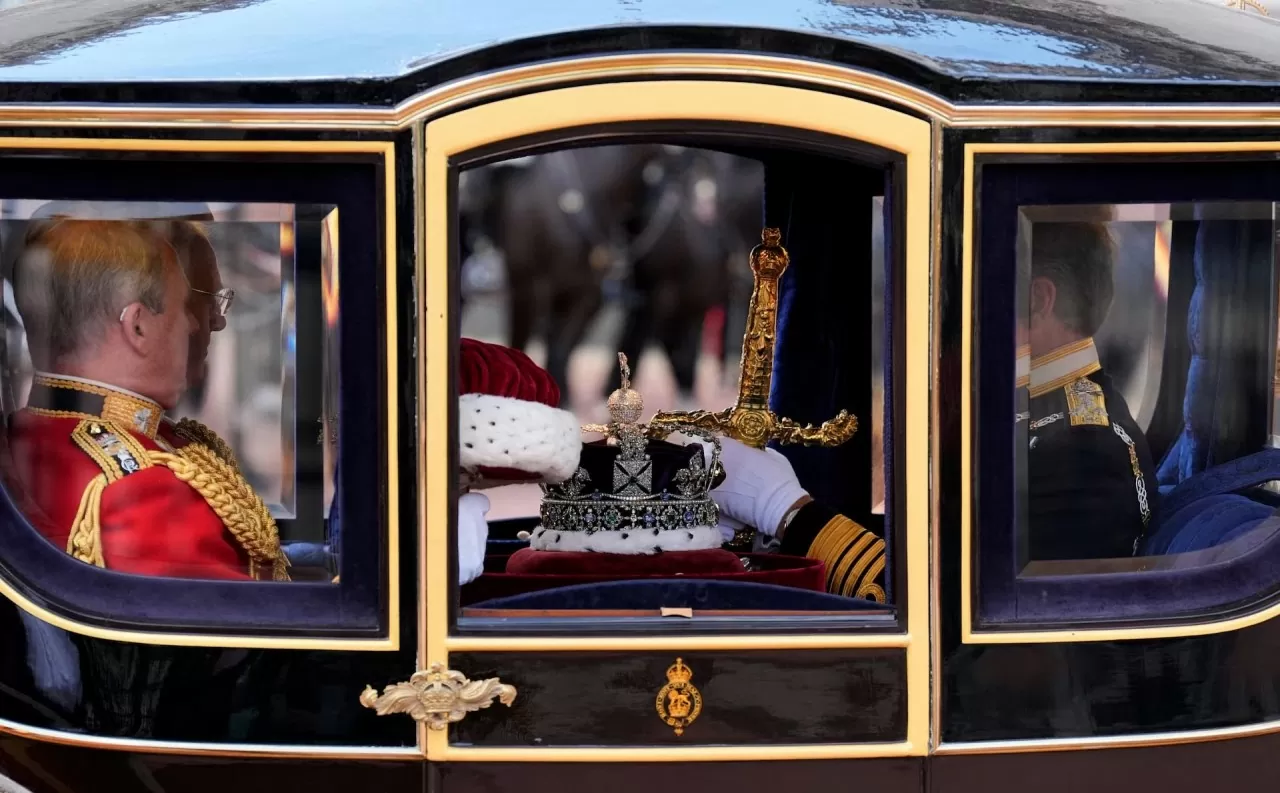 Vua Charles III và Hoàng hậu Camilla dự khai mạc Quốc hội Anh Vua Charles III và Hoàng hậu Camilla dự khai mạc Quốc hội Anh