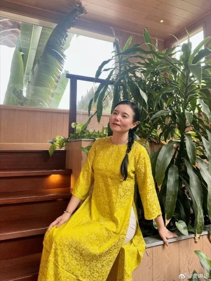 Chi Pu mời mặc áo dài Chi Pu mời mặc áo dài