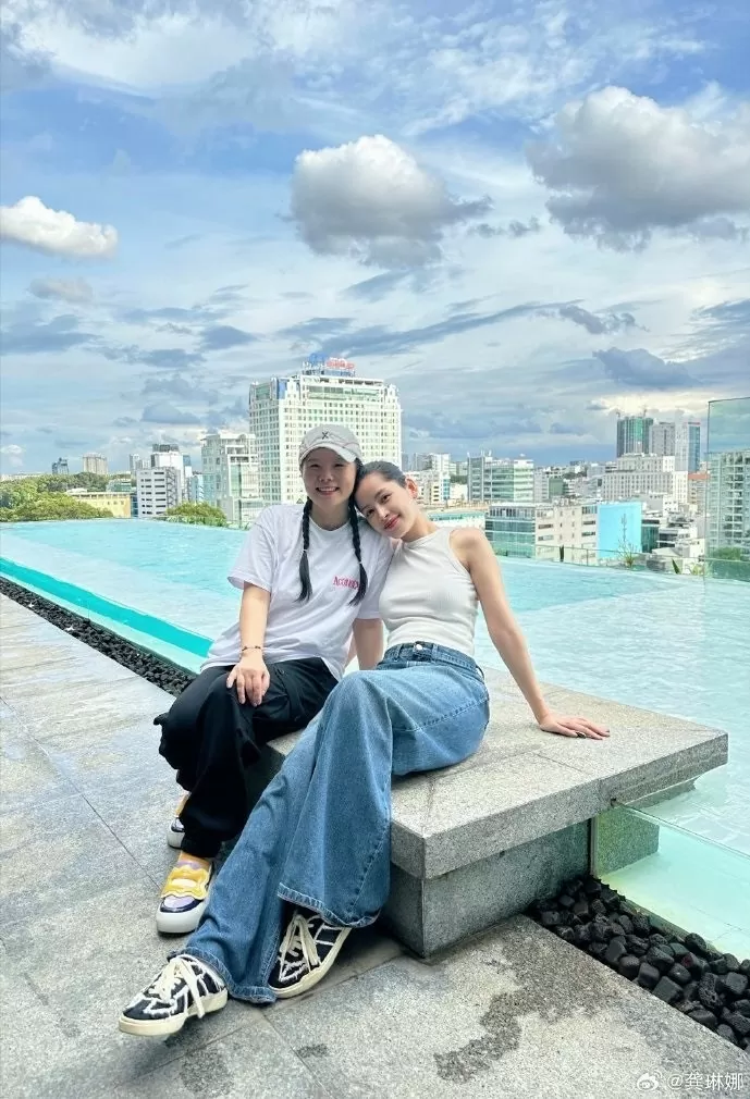 Chi Pu mời mặc áo dài Chi Pu mời mặc áo dài