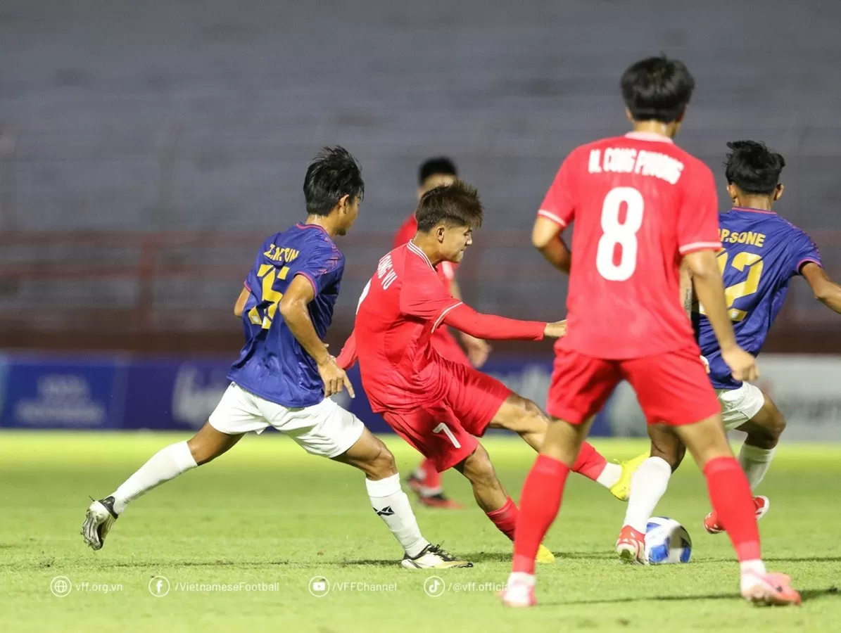 U19 Đông Nam Á 2024: Nhiều CĐV Indonesia ủng hộ đội tuyển U19 Việt Nam U19 Đông Nam Á 2024: Nhiều CĐV Indonesia ủng hộ đội tuyển U19 Việt Nam