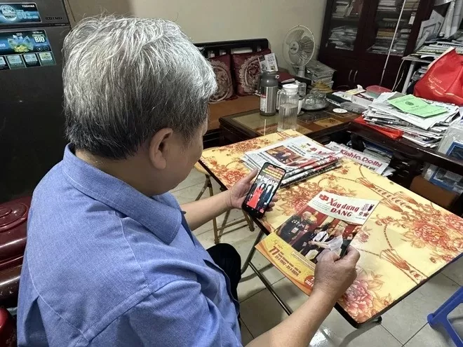 Tình cảm đặc biệt của những đảng viên Thủ đô với Tổng Bí thư Nguyễn Phú Trọng Tình cảm đặc biệt của những đảng viên Thủ đô với Tổng Bí thư Nguyễn Phú Trọng