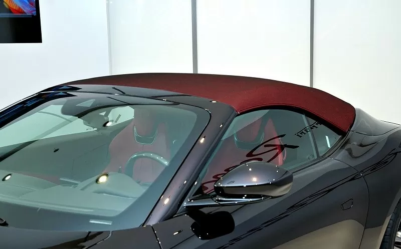 Cận cảnh Ferrari Roma Spider vừa ra mắt tại Việt Nam, giá từ 20 tỷ đồng Cận cảnh Ferrari Roma Spider vừa ra mắt tại Việt Nam, giá từ 20 tỷ đồng